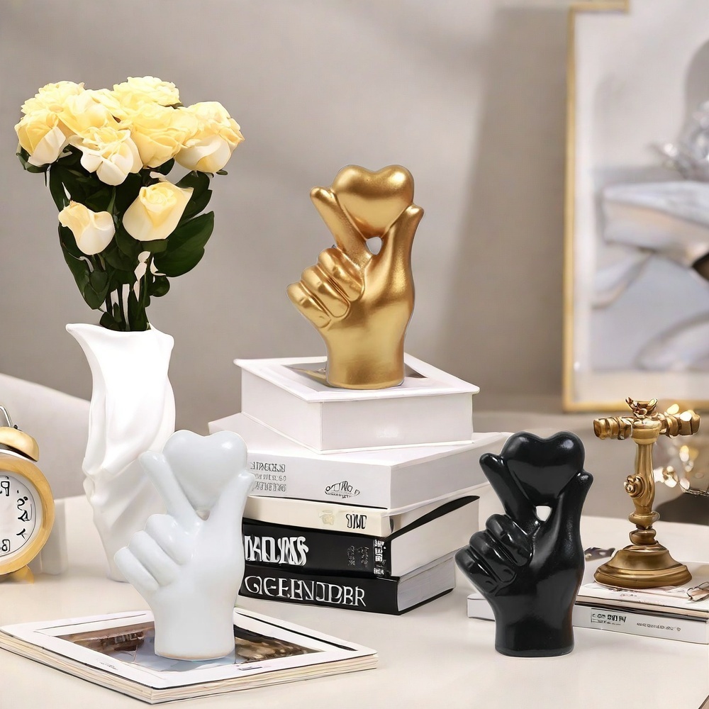 Heart Hand Gesture Statues Scu - Home Decor Y2K 评论和价格