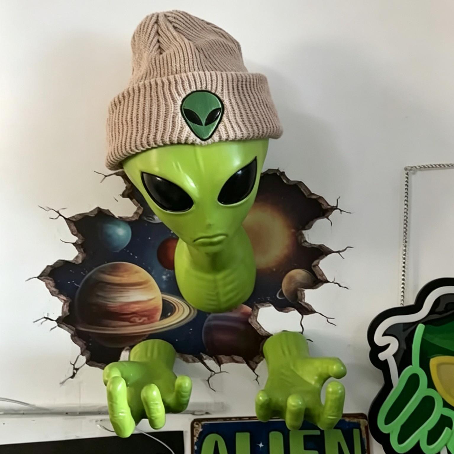 1 Green Alien Pendant, 3D Alie - Home Decor Quirky 评论和价格